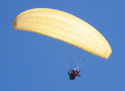 Hang glider over Lookout Mountain Road