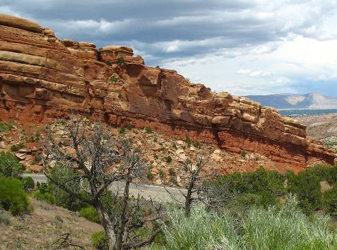 bending fault line Colorado National Monument