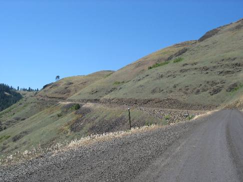 Exciting gravel road SR-162 Woosie Road linking Kamiah & Nezperce