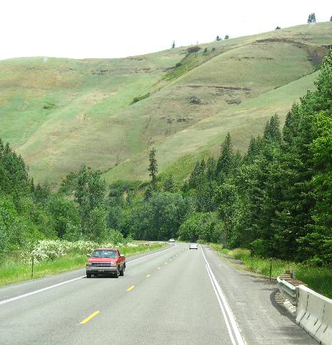 US-95 exiting the northwestern corner of Camas Prairie in western Idaho
