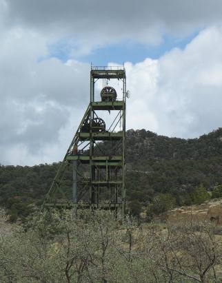 Uranium-vanadium mine at base of Mt Taylor