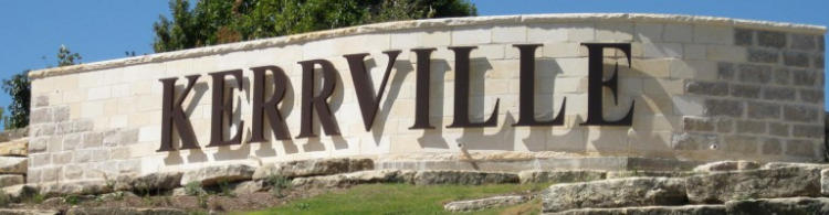Kerrville welcome sign at the I-10 exit