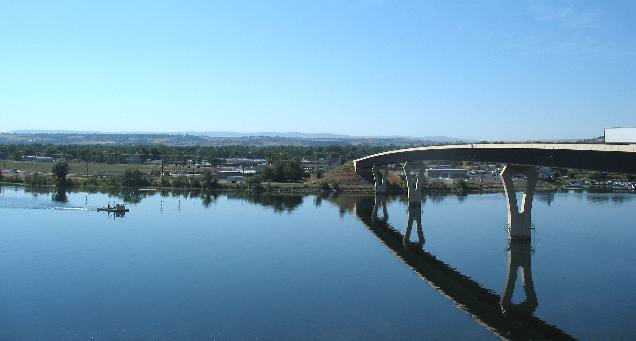 Bridge over Snake River at Clarkston, Washington