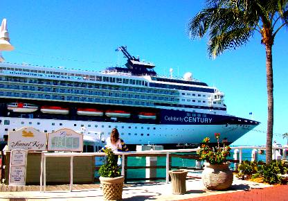 Cruise Ship at Mallory Square dock in Key West