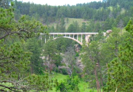 One lane bridge in Wind Cave National National Park