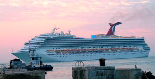 cruise ship Mallory Square