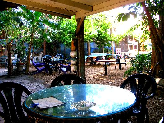 Outdoor dinning Blue Heaven Restaurant Key West