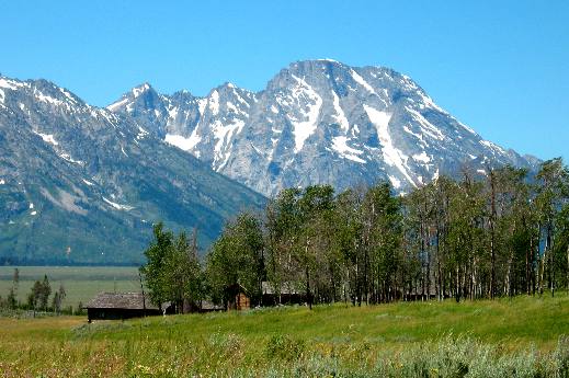 Black Dike clearly visible on Mt Moran in Grand Teton National Park