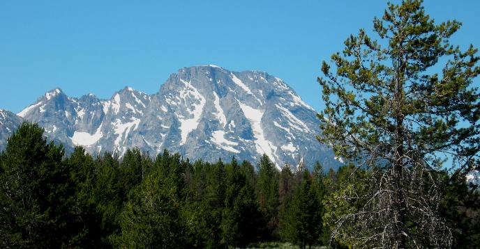Black Dike clearly visible on the face of Mt Moran in Grand Teton National Park