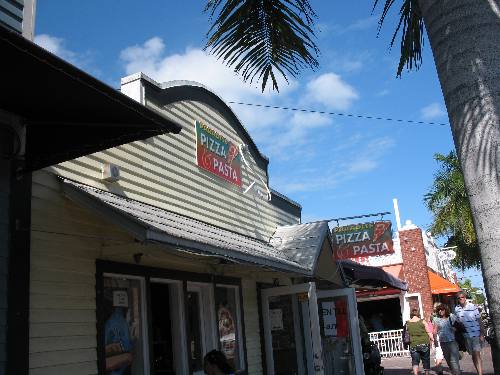 Entrance to Paradise Pizza in Key West