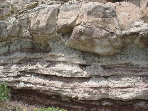 Sandstone caprock covering volcanic ash deposit