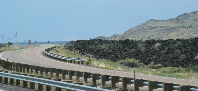 I-40 cutting through the El Malpais lava field